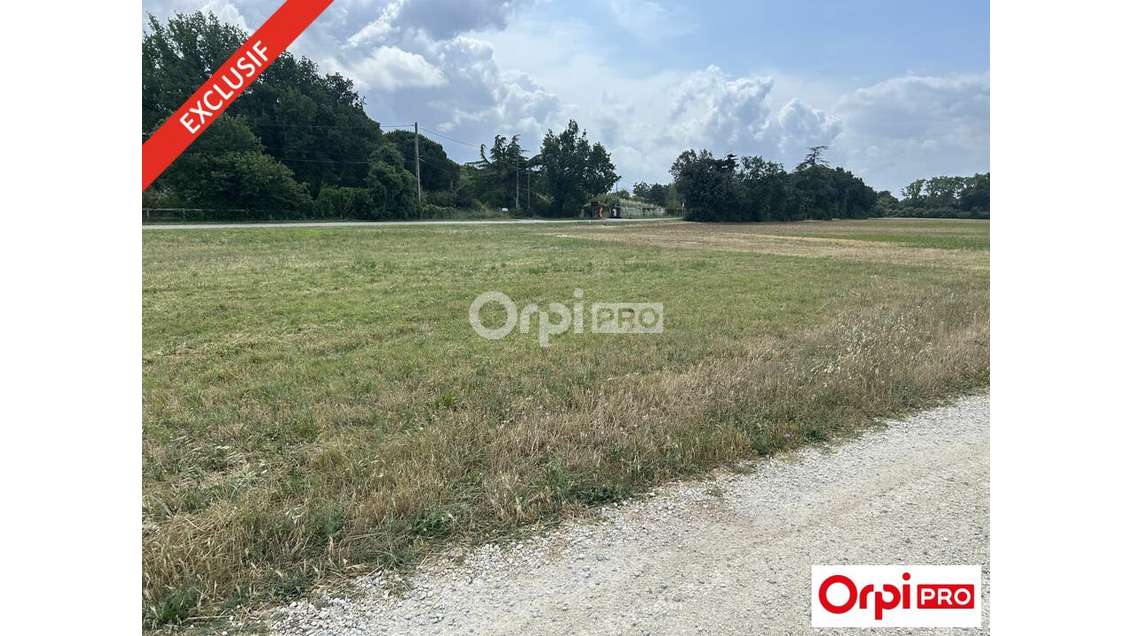 AV terrain 10 000m² zone touristique Pierrelatte