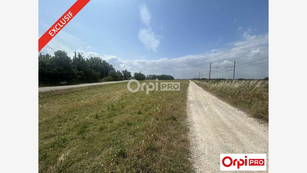 AV terrain 10 000m² zone touristique Pierrelatte