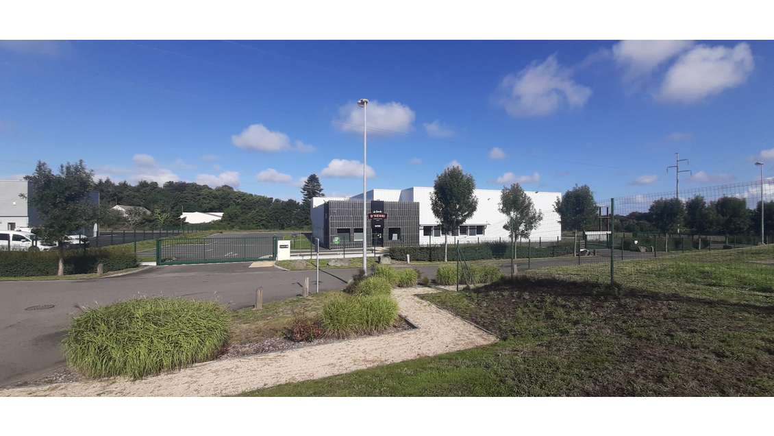 Vente bâtiment industriel de 950m² à Quintin
