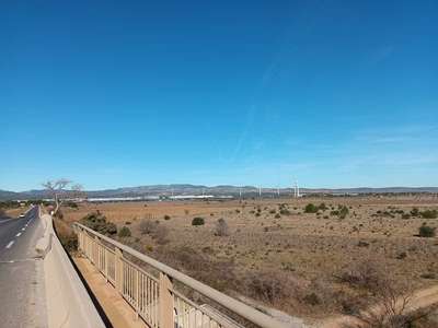 AV 43 ha de terrains industriels à Rivesaltes