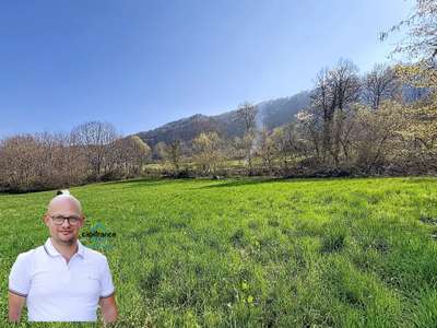 Terrain 14000m² à vendre à Saint-Béron