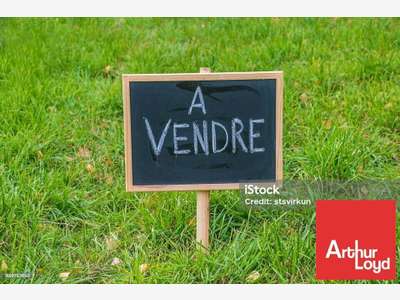 Terrain 1.2ha à vendre à Saint-Jean-d'Angély