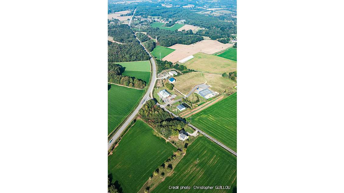 Terrain de 4000m² à vendre à Saint Perreux