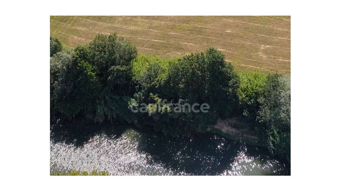 Parcelle agricole 175 m² - SOMMIERES (GARD)