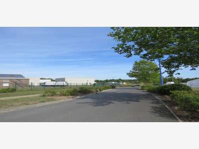 À vendre – 2,5 hectares de terrains industriels à 