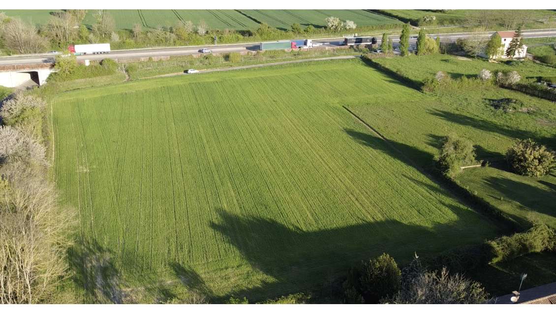 Terrain constructible 5000m² Tournus, zone UE1