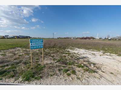 Terrain bon emplacement commercial agglo Troyes