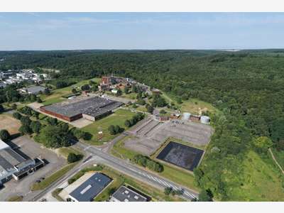 À vendre – 40 hectares de Terrains Industriels dé