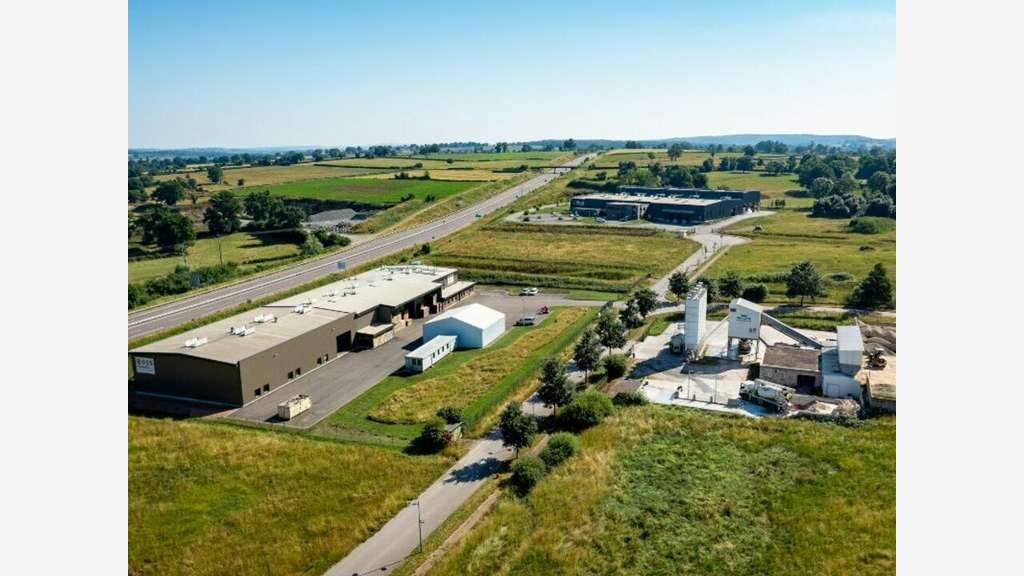 Terrains industriels 2ha à vendre à Charolles (71)