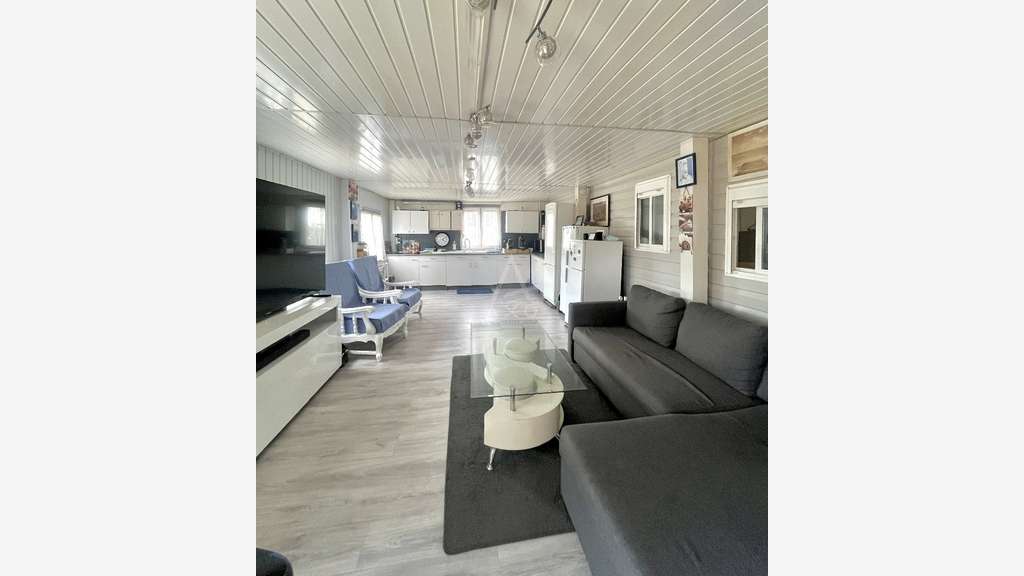 Terrain de loisirs de 759 m² avec grand MOBIL- HOM