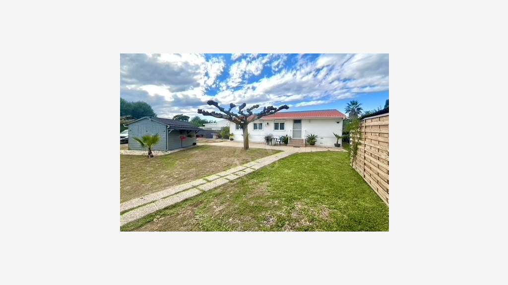 Terrain de loisirs de 759 m² avec grand MOBIL- HOM
