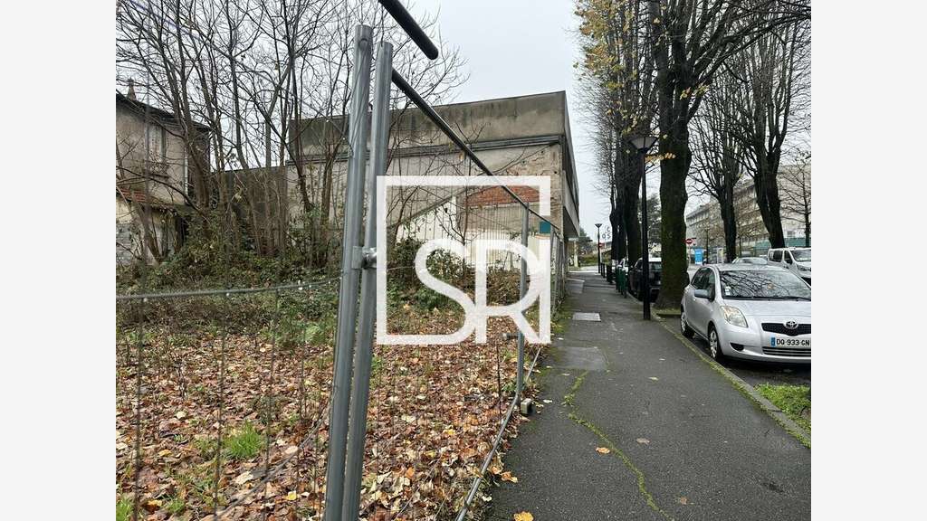Terrains à vendre vers l'hôpital de Vichy