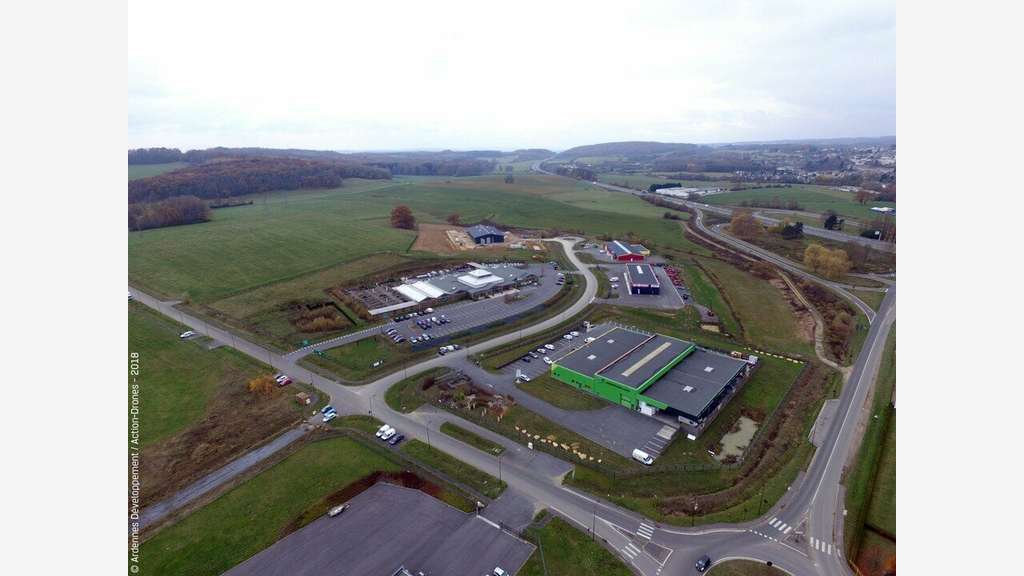 Terrain 110 000m² à vendre à Vivier-au-Court (08)