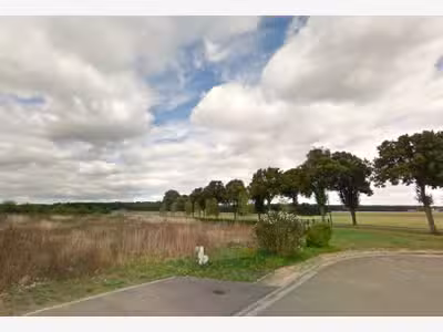 À vendre terrain industriel 2000m² à Faverolles 