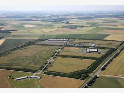 Vente terrain 10000m² à Ploisy Parc du Plateau