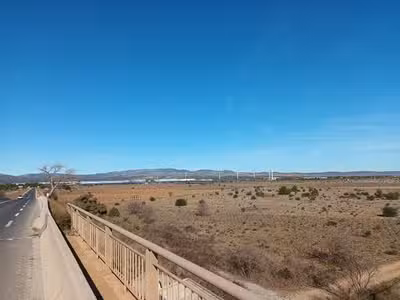 A vendre terrains industriels 43ha à Rivesaltes