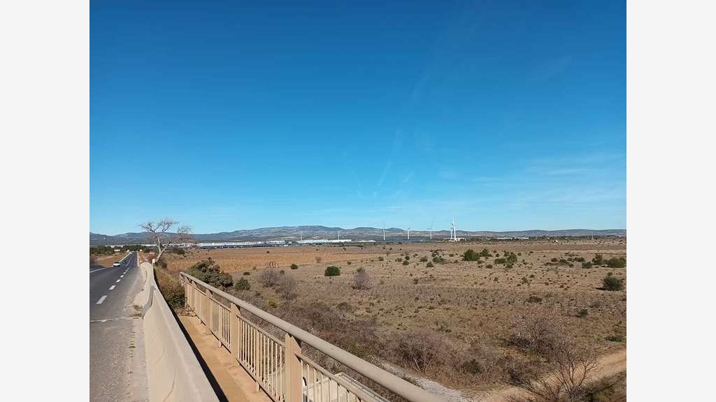 A vendre terrains industriels 43ha à Rivesaltes