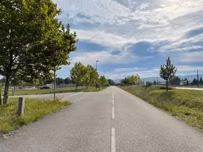 A vendre terrain industriel 10 732m² à Tourtrol 