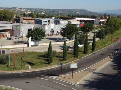 AV terrains industriels de 2 500m² à 1 ha à Sablet