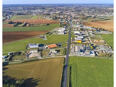 Vente Terrains industriels et agricoles à Mareuil-sur-Lay-Dissais