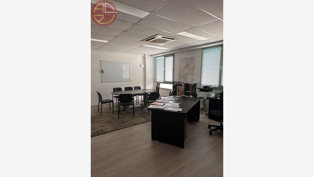 Vente bureaux lumineux 806m² PMR à Toulouse centre
