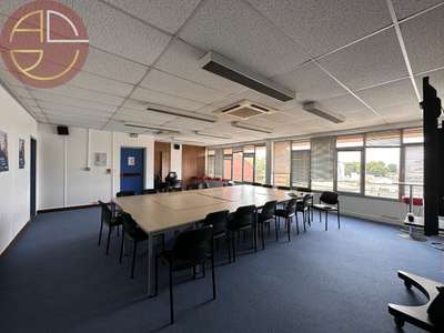 Vente bureaux lumineux 806m² PMR à Toulouse centre