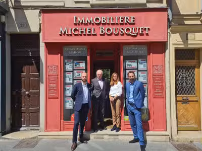 Vente murs commerciaux 67m² à Versailles Clagny