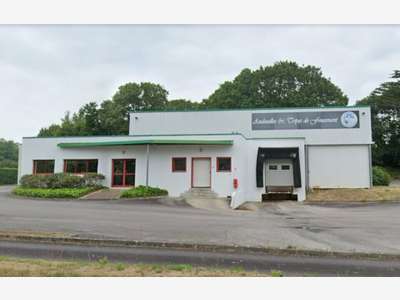 Vente site industriel 692m² sur 4993m² à Fouesnant