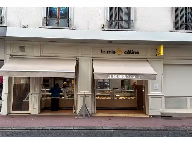 LA MIE CÂLINE ANNONCE LA REPRISE DE SON MAGASIN D'ANNECY (74) PAR HUBERT PICOUZA