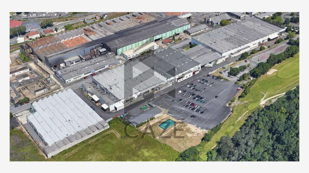 Local d'activité de 23 700m² à louer à Angoulème