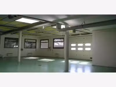 Atelier 302m² à louer à Verniolle Cap Delta