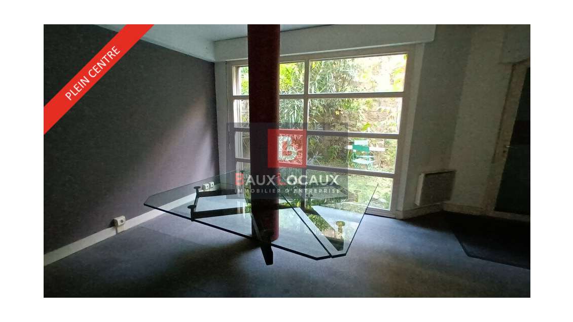 Loue bureaux 100m² en duplex à Avignon intra muros