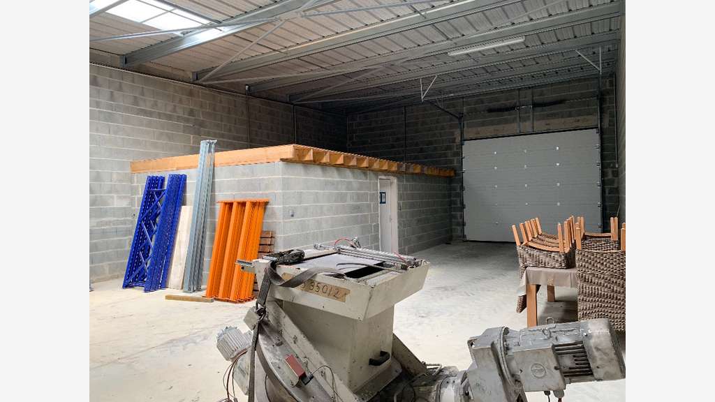 Loue bâtiment d'activité neuf 134m² à Cholet