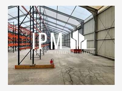 A louer bâtiment indépendant 3240m² à Cavaillon