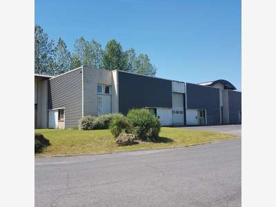 Loue bâtiment logistique de 1500m² à Charmes