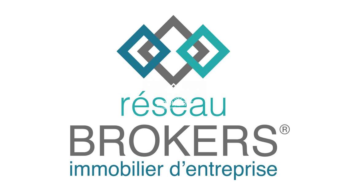 A louer boutique 195m² empl N° 1 Paris Est