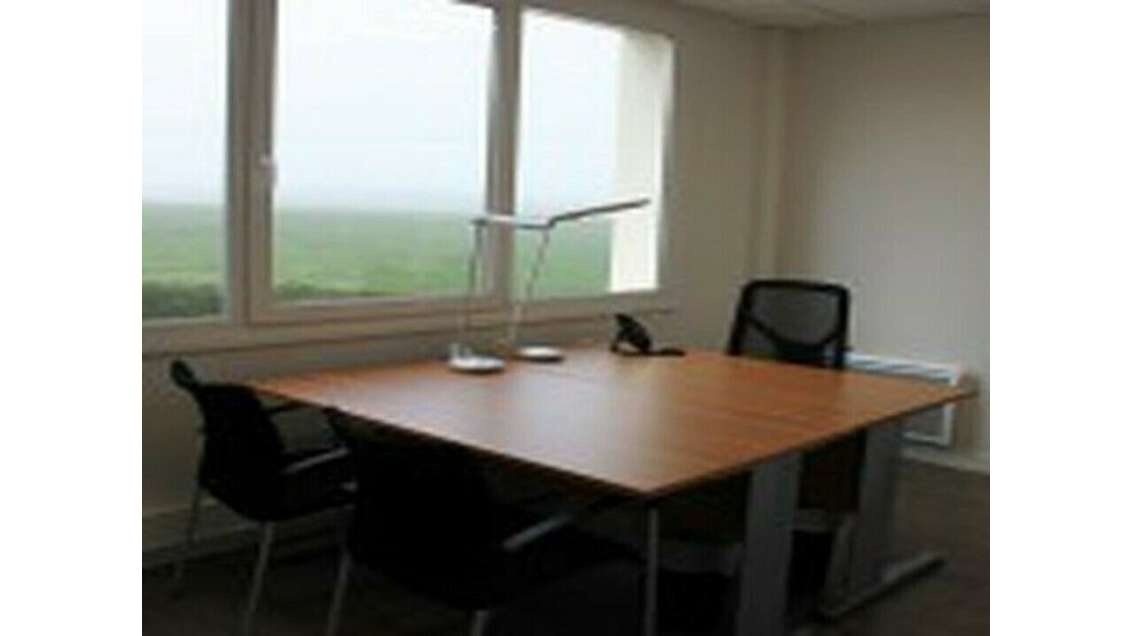 Bureau co-working  à louer de 17m² à L'Aigle (61)