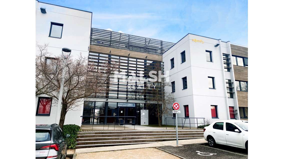 Bureaux divisibles de 1 777m² à louer