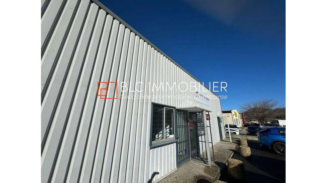 Local de 55m² à louer en ZI des Paluds à Aubagne