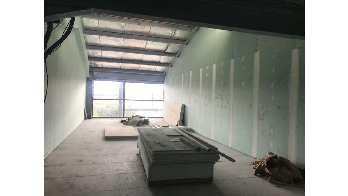 Bureaux à louer à la Baie Mahault 85 m2