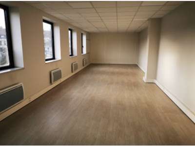 A louer bureaux de 31m² au 1er étage à Roubaix