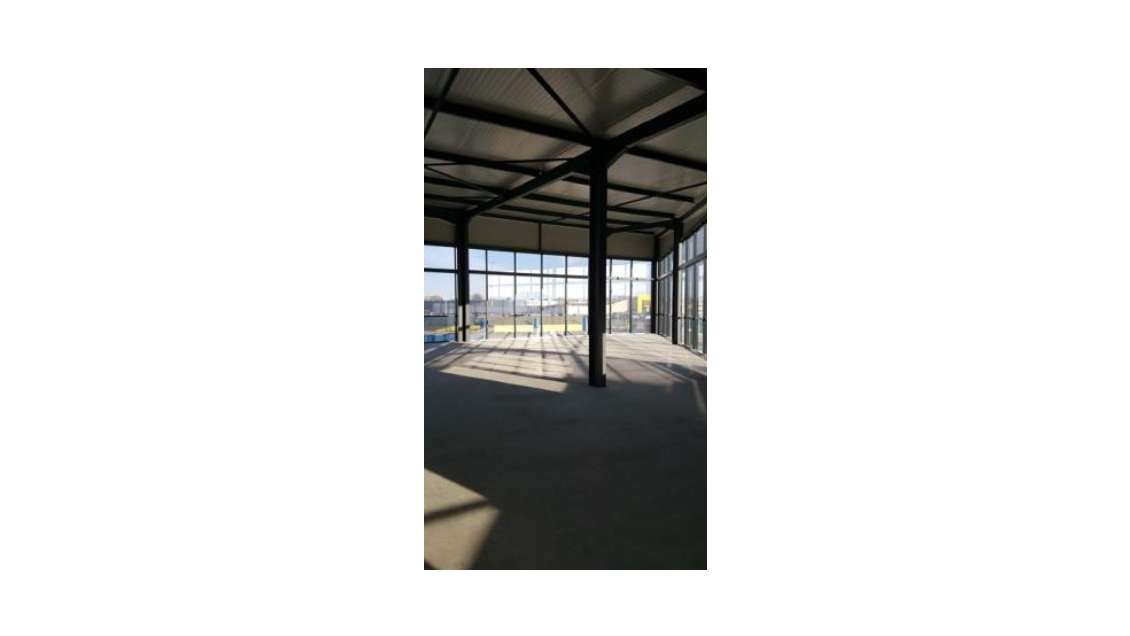 À louer bureaux de 330m² à Avignon ZI Courtine