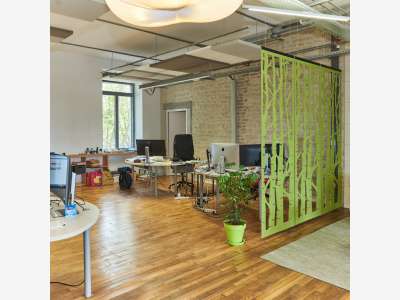 A louer À vendre bureaux de 6 500m² à Nevers