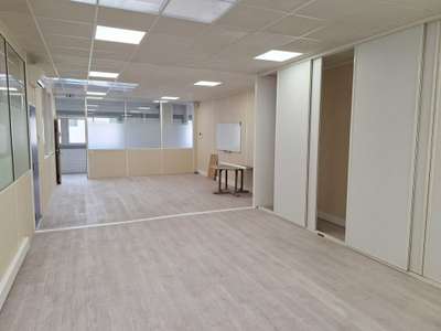 Loue bureaux ensemble ou séparément à Fréjus