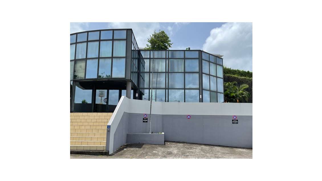Loue bureaux 35m² à Fort De France  Dillon Stade