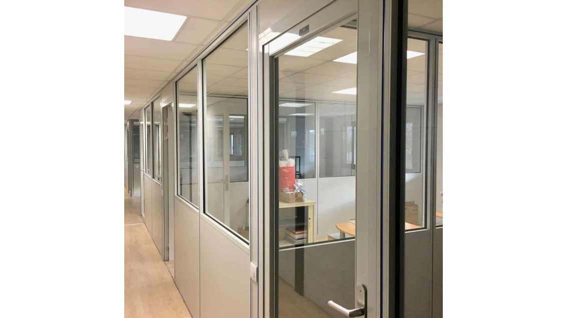 A louer bureaux de 140m² proche d'Amiens à Glisy