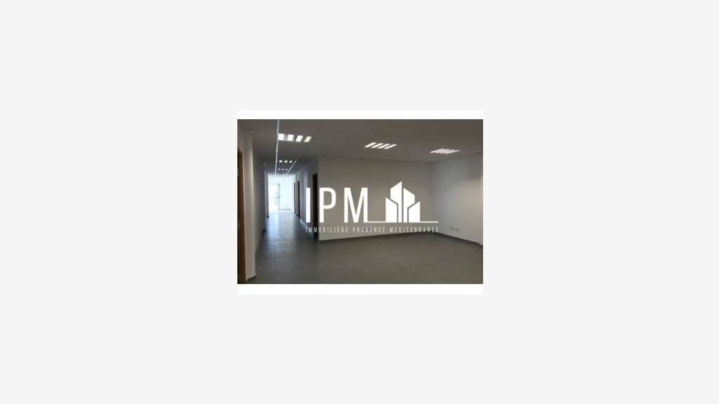 A louer bureaux 300m² PMR à Martigues ZA Lavera