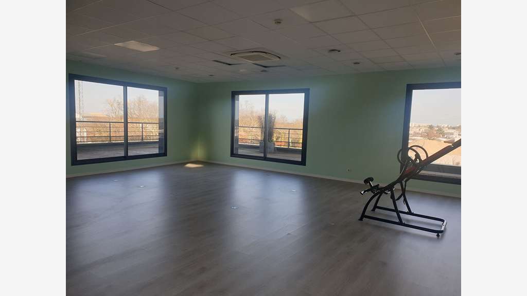 Bureaux 62m² à louer à Mérignac ZI du Phare