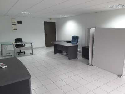 Loue bureaux climatisé de 40m² ZFU Fort De France