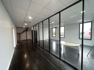 A louer bureaux neufs de 146m² à Angers Sud